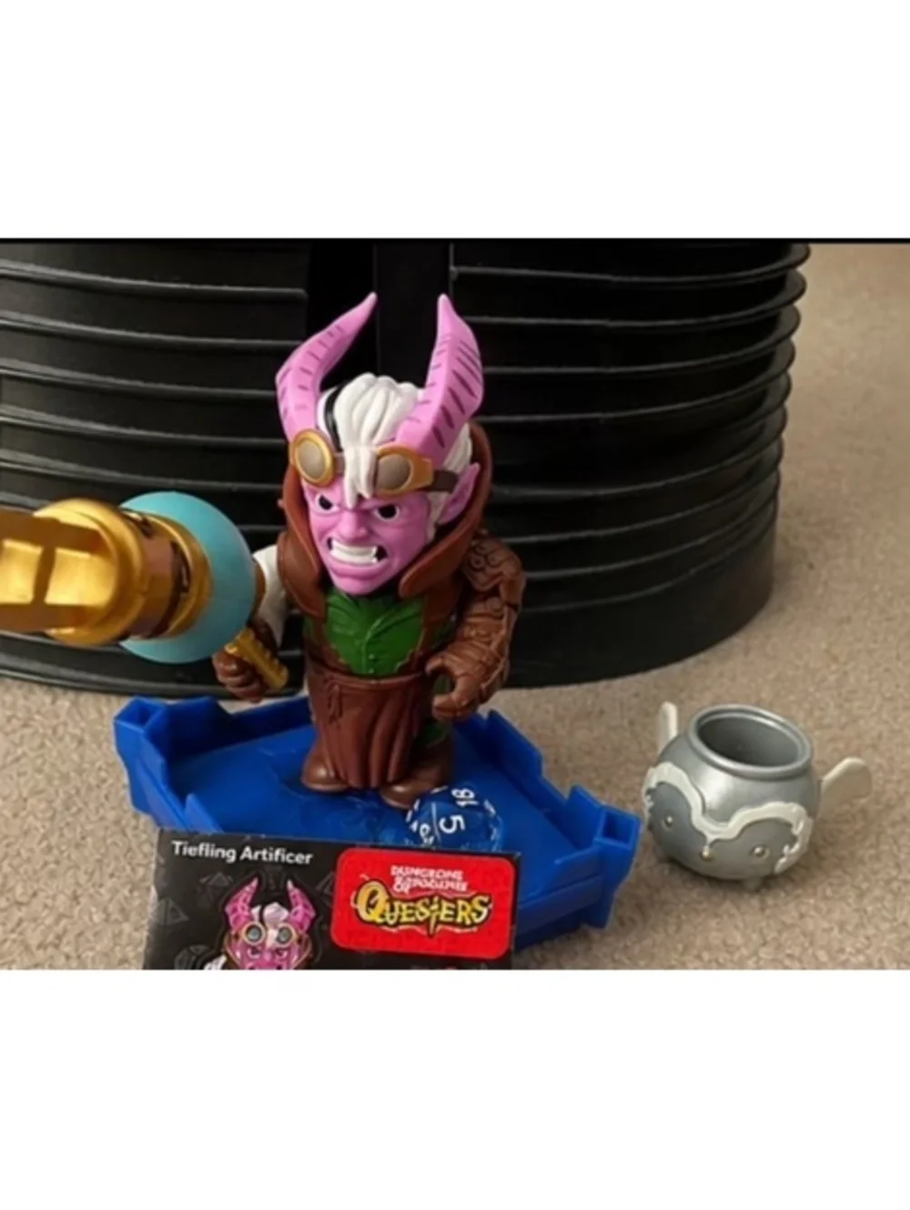 Dungeons and Dragons Quest Adventurer Characters toy figure